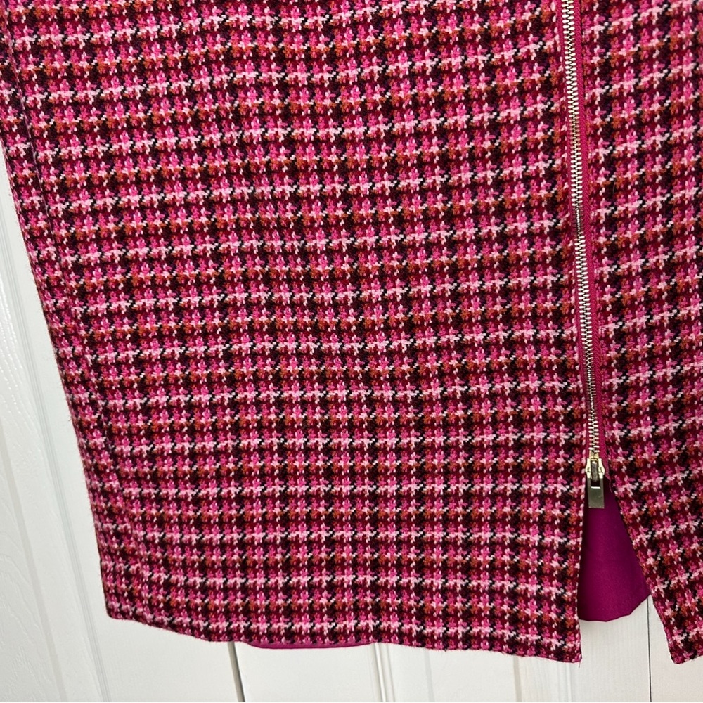 TALBOTS CHECKERED TWEED SKIRT - WAIST 28